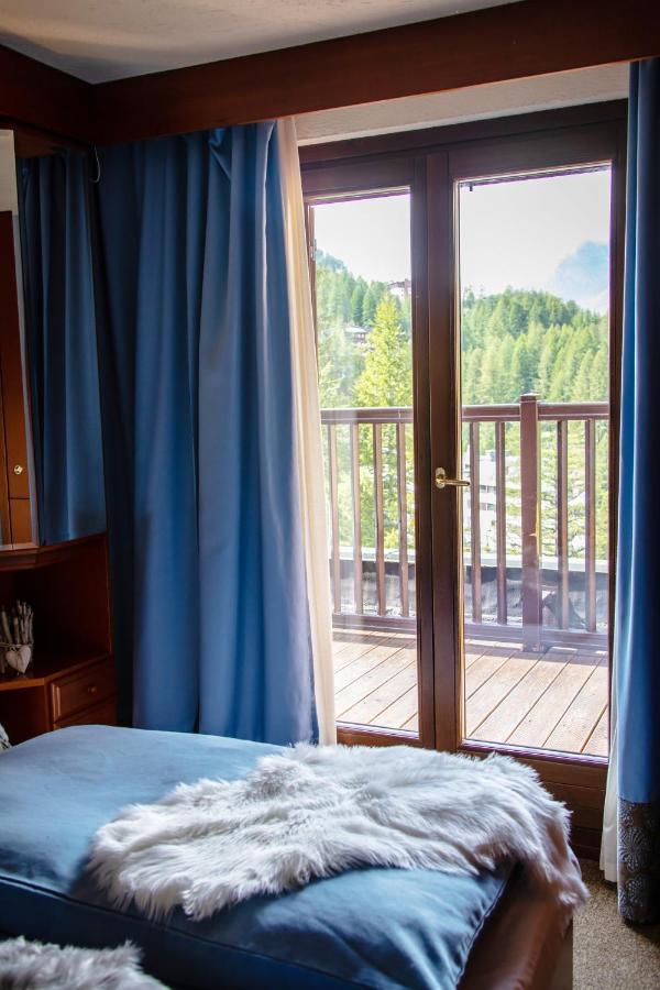 Hotel Astoria ブレウイル・チェルヴィナイア エクステリア 写真